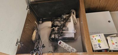 Villanyóra szekrény